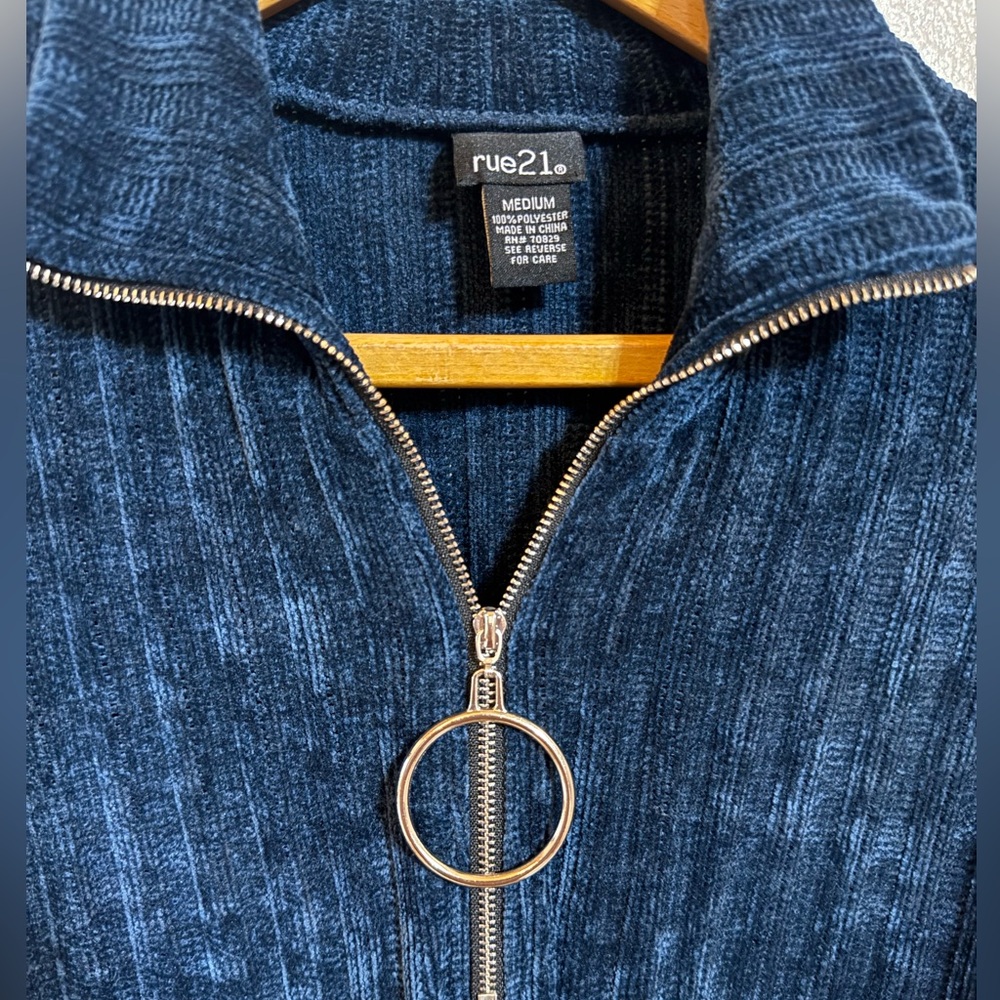Rue21 Women's Blue Zip-Up Jacket - Picture 2 of 4